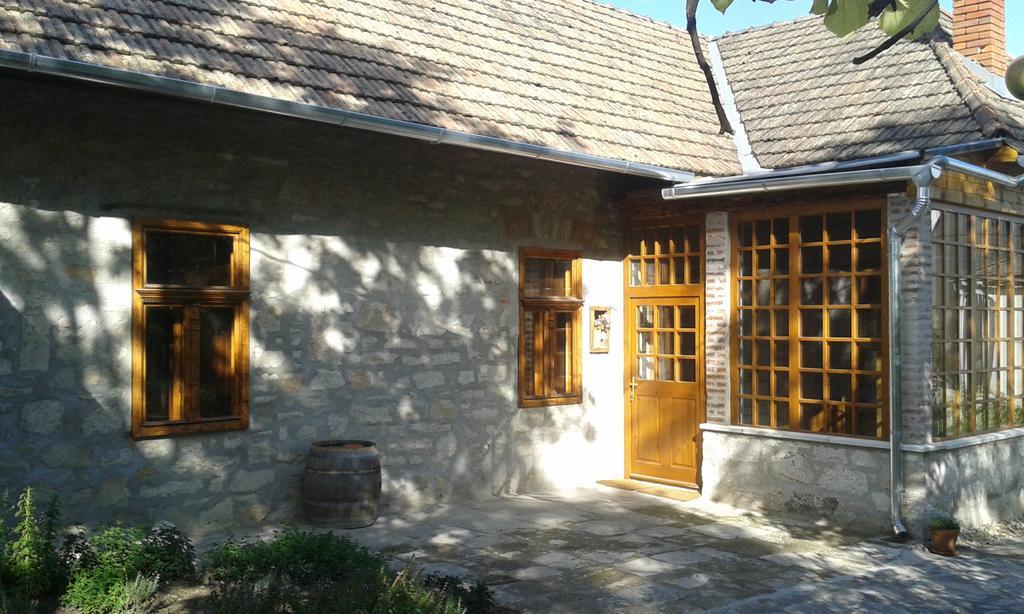 Karadi-Berger Vendeghaz Διαμέρισμα Erdőbénye Δωμάτιο φωτογραφία